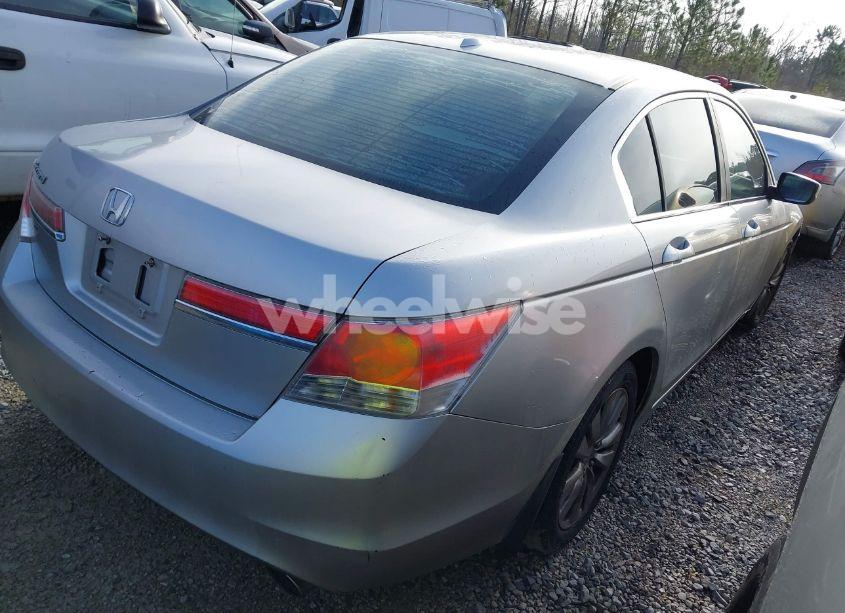 Photo 4 of 2011 Honda Accord 2.4 EX-L (VIN 1HGCP2F80BA097278)