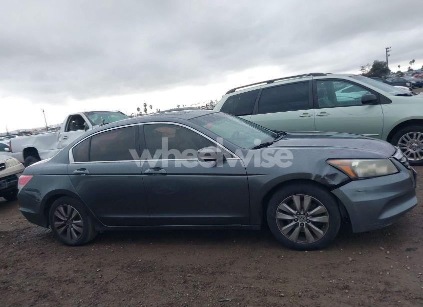 Photo 13 of 2011 Honda Accord 2.4 EX-L (VIN 1HGCP2F80BA098687)