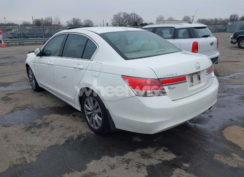Photo 3 of 2011 Honda Accord 2.4 EX-L (VIN 1HGCP2F80BA144714)