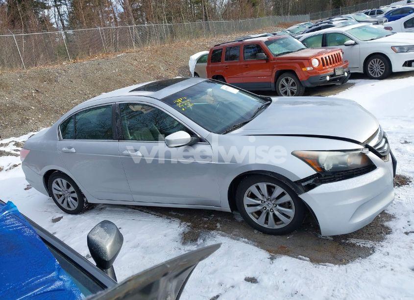 Photo 13 of 2012 Honda Accord 2.4 EX-L (VIN 1HGCP2F80CA051919)