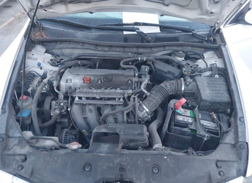 Photo 10 of 2012 Honda Accord 2.4 EX-L (VIN 1HGCP2F80CA126022)