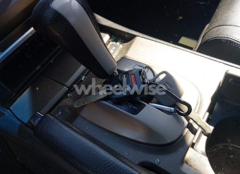 Photo 11 of 2012 Honda Accord 2.4 EX-L (VIN 1HGCP2F80CA185779)