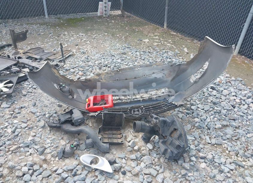 Photo 12 of 2010 Honda Accord 2.4 EX-L (VIN 1HGCP2F81AA003181)