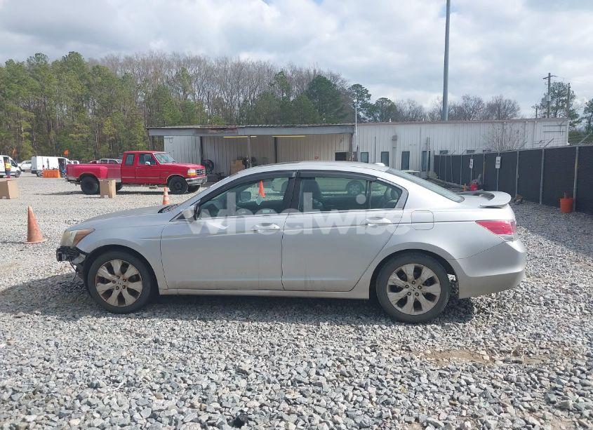 Photo 15 of 2010 Honda Accord 2.4 EX-L (VIN 1HGCP2F81AA003181)