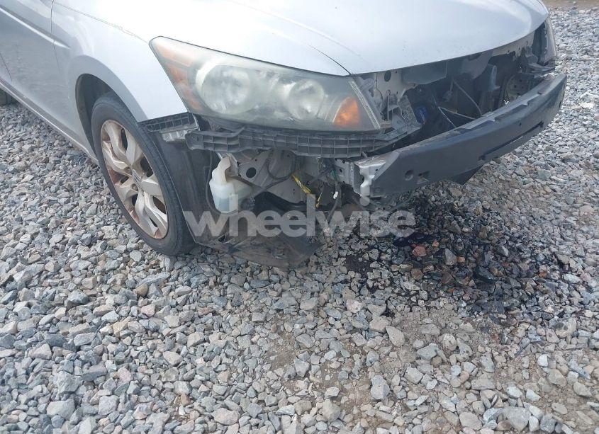 Photo 18 of 2010 Honda Accord 2.4 EX-L (VIN 1HGCP2F81AA003181)