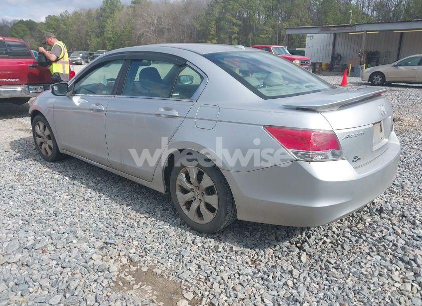 Photo 3 of 2010 Honda Accord 2.4 EX-L (VIN 1HGCP2F81AA003181)
