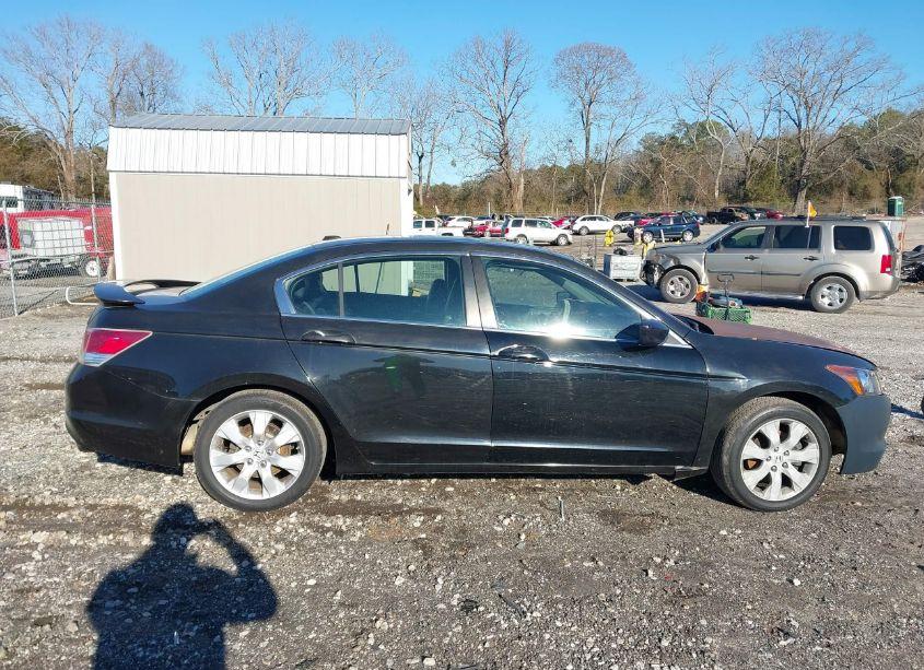 Photo 13 of 2010 Honda Accord 2.4 EX-L (VIN 1HGCP2F81AA024354)