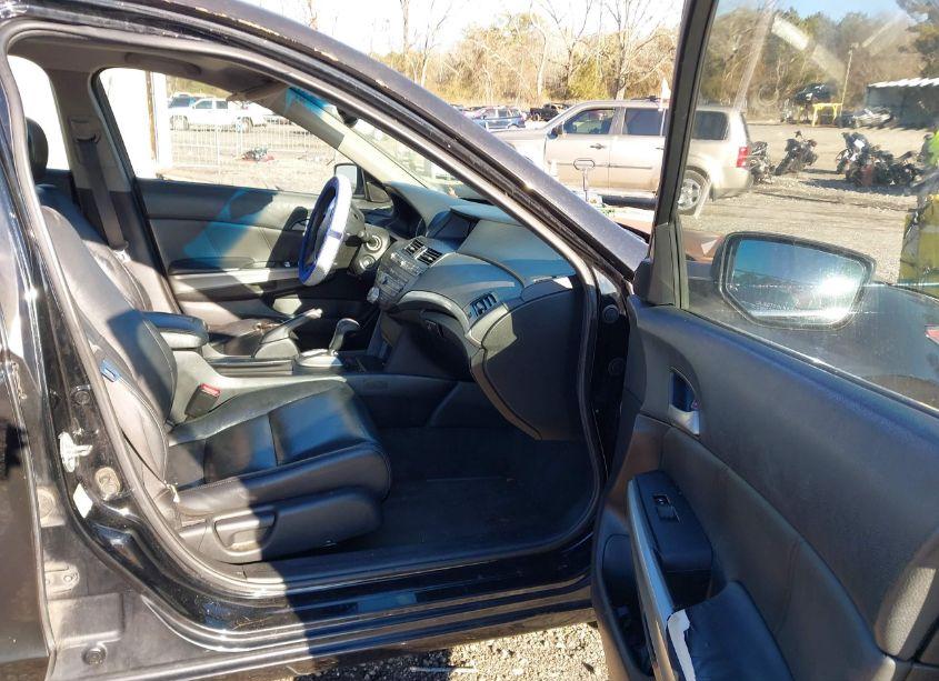 Photo 5 of 2010 Honda Accord 2.4 EX-L (VIN 1HGCP2F81AA024354)