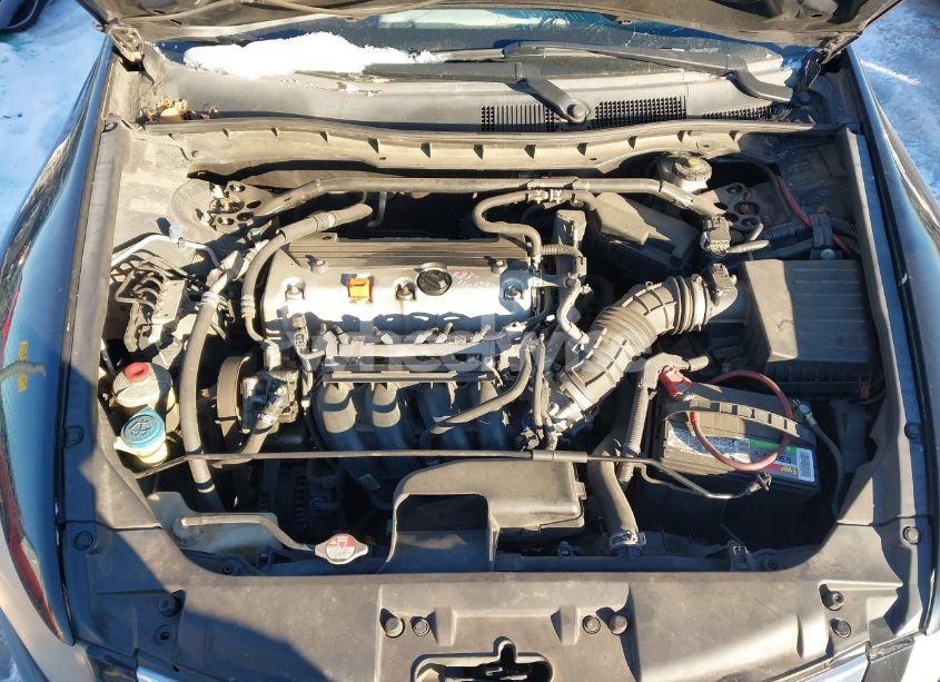 Photo 10 of 2010 Honda Accord 2.4 EX-L (VIN 1HGCP2F81AA051568)
