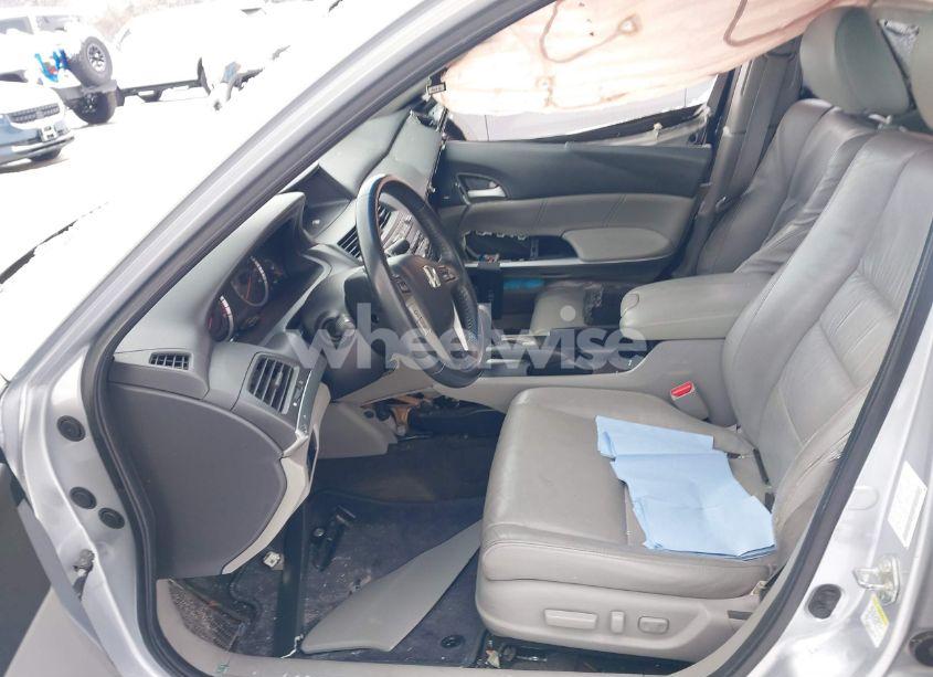 Photo 5 of 2010 Honda Accord 2.4 EX-L (VIN 1HGCP2F81AA059119)