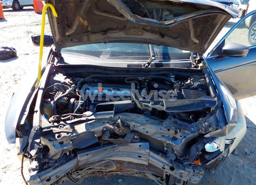 Photo 10 of 2010 Honda Accord 2.4 EX-L (VIN 1HGCP2F81AA157471)