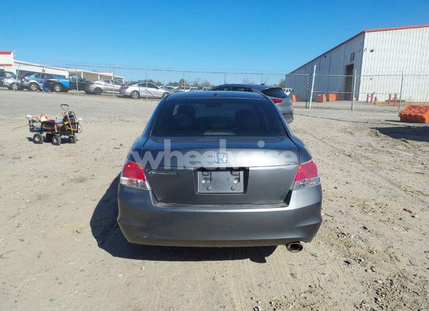 Photo 16 of 2010 Honda Accord 2.4 EX-L (VIN 1HGCP2F81AA157471)