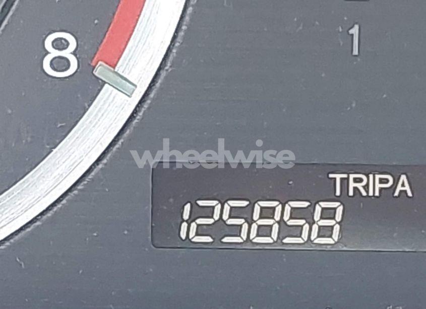 Photo 15 of 2011 Honda Accord 2.4 EX-L (VIN 1HGCP2F81BA008995)