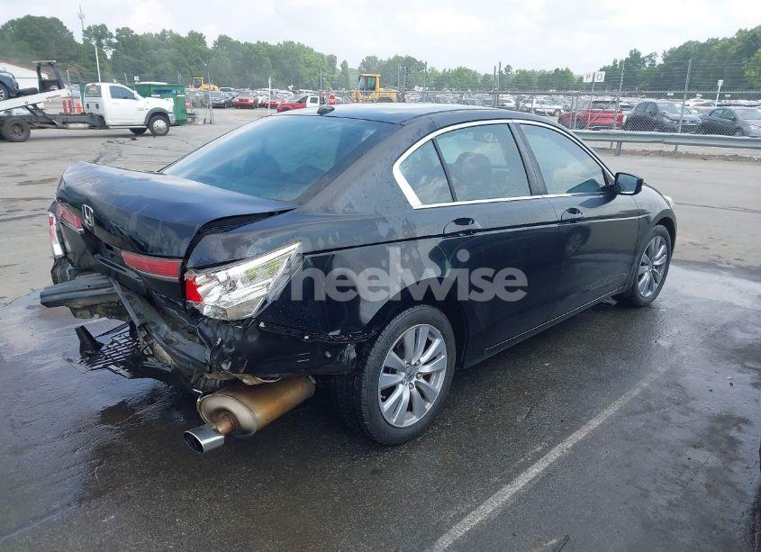 Photo 4 of 2011 Honda Accord 2.4 EX-L (VIN 1HGCP2F81BA008995)