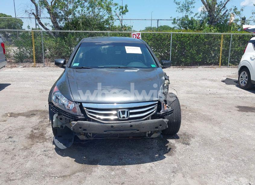 Photo 12 of 2011 Honda Accord 2.4 EX-L (VIN 1HGCP2F81BA015607)