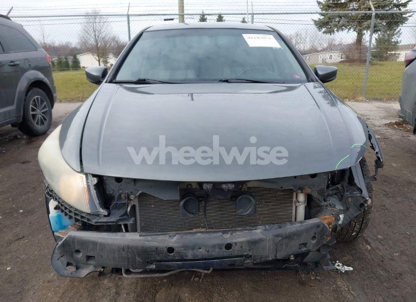 Photo 13 of 2011 Honda Accord 2.4 EX-L (VIN 1HGCP2F81BA040684)