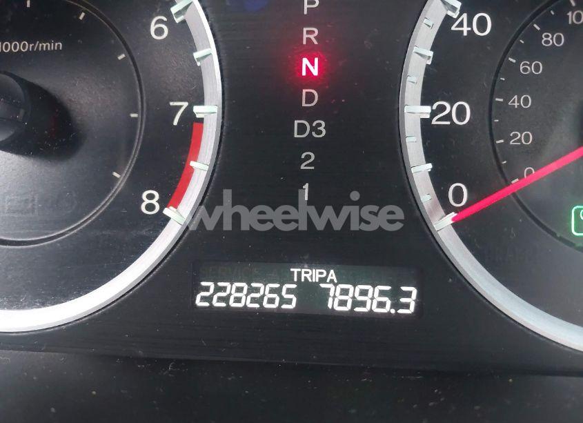 Photo 16 of 2011 Honda Accord 2.4 EX-L (VIN 1HGCP2F81BA094647)