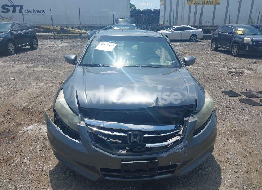 Photo 12 of 2012 Honda Accord 2.4 EX-L (VIN 1HGCP2F81CA032800)