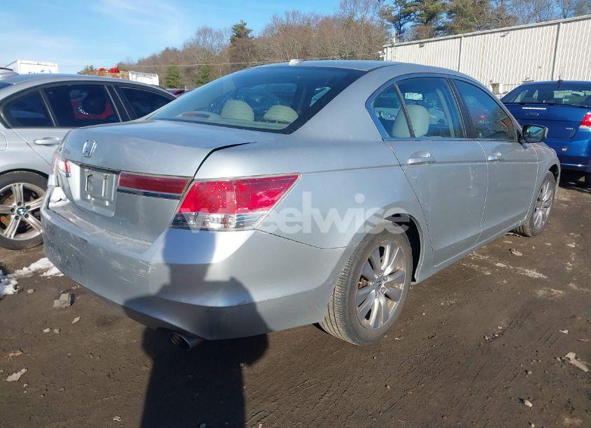 Photo 4 of 2012 Honda Accord 2.4 EX-L (VIN 1HGCP2F81CA062461)