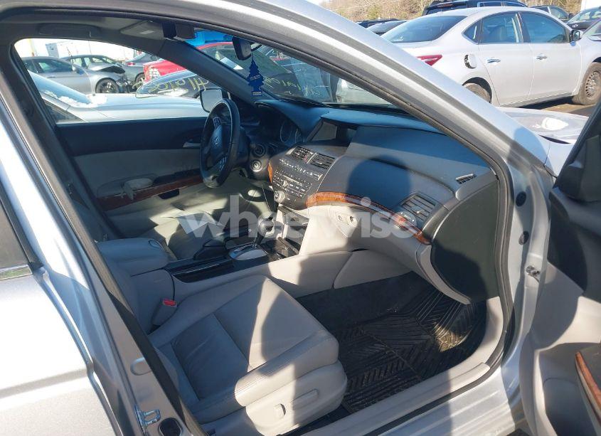 Photo 5 of 2012 Honda Accord 2.4 EX-L (VIN 1HGCP2F81CA062461)