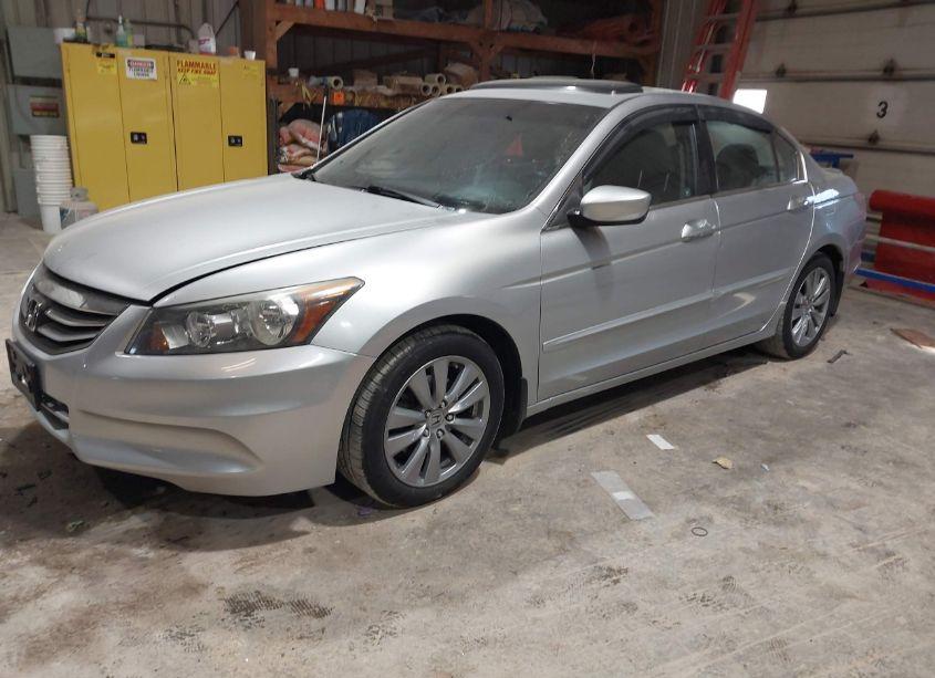 Photo 2 of 2012 Honda Accord 2.4 EX-L (VIN 1HGCP2F81CA135067)