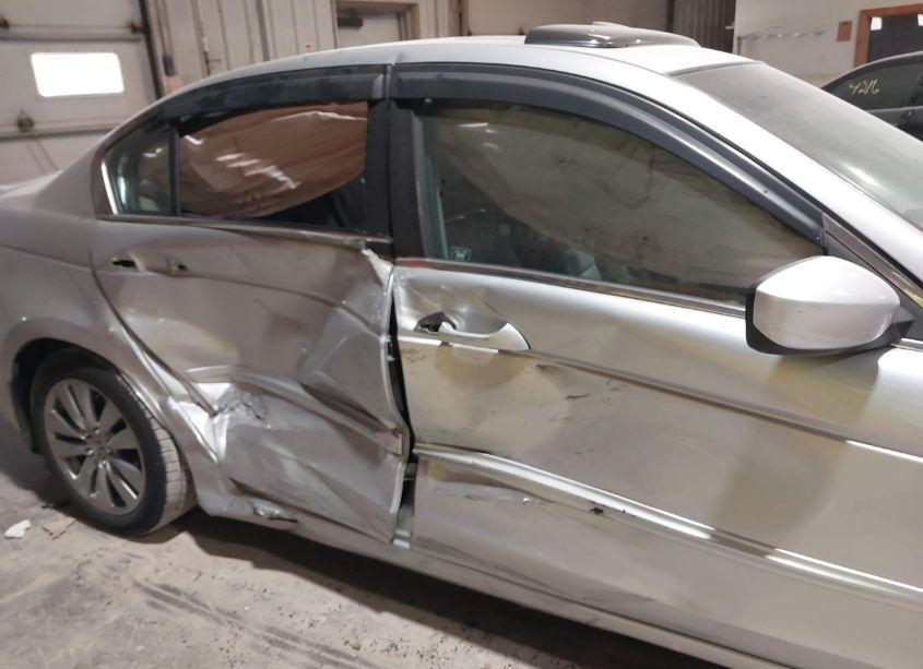 Photo 6 of 2012 Honda Accord 2.4 EX-L (VIN 1HGCP2F81CA135067)