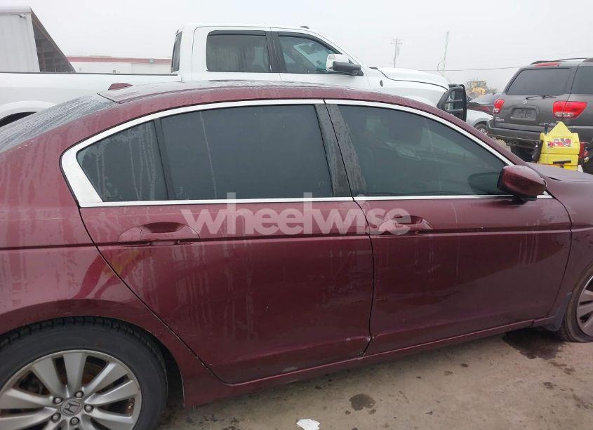 Photo 13 of 2012 Honda Accord 2.4 EX-L (VIN 1HGCP2F81CA210785)