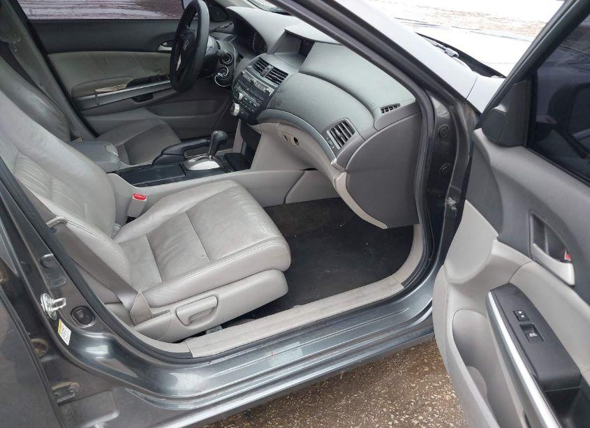 Photo 5 of 2010 Honda Accord 2.4 EX-L (VIN 1HGCP2F82AA046881)