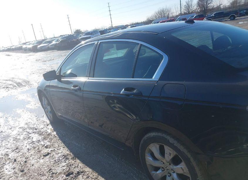 Photo 14 of 2010 Honda Accord SDN 2.4 EX-L/EX-L (VIN 1HGCP2F82AA068797)