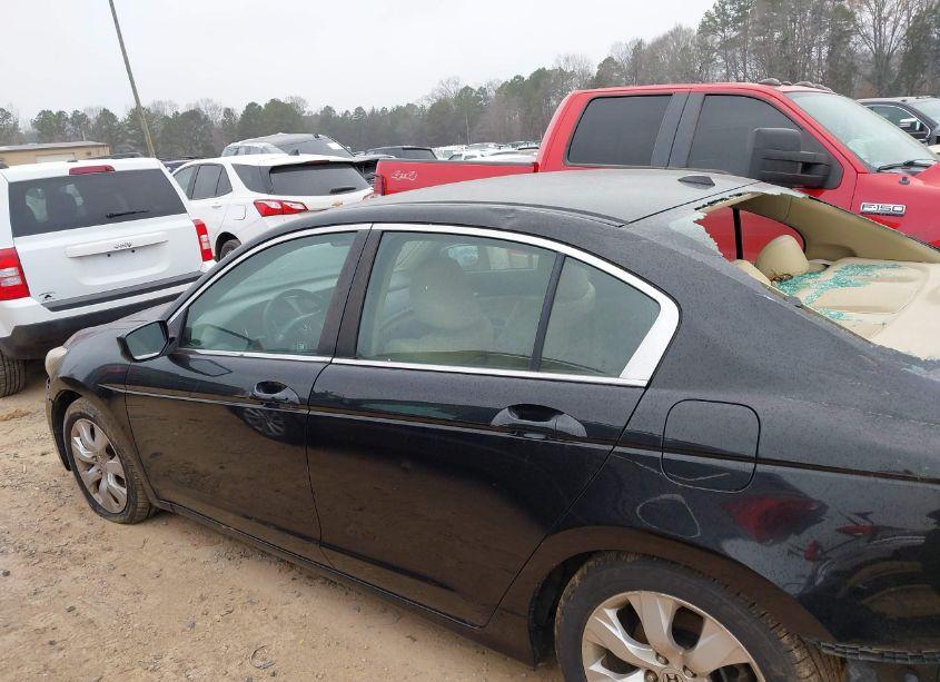 Photo 15 of 2010 Honda Accord 2.4 EX-L (VIN 1HGCP2F82AA094882)