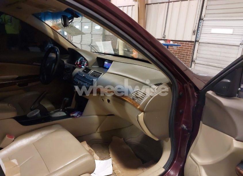 Photo 5 of 2010 Honda Accord 2.4 EX-L (VIN 1HGCP2F82AA116685)