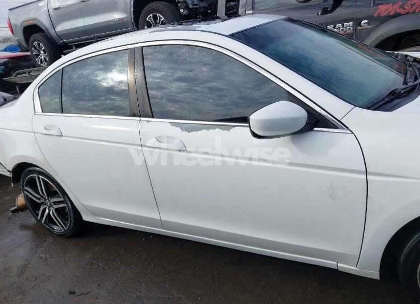 Photo 14 of 2010 Honda Accord 2.4 EX-L (VIN 1HGCP2F82AA154594)