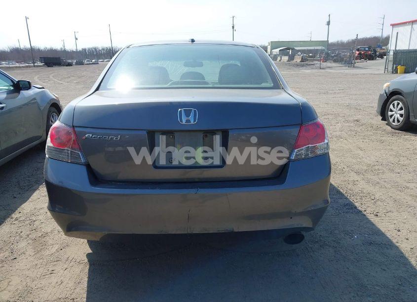Photo 16 of 2010 Honda Accord 2.4 EX-L (VIN 1HGCP2F82AA167202)