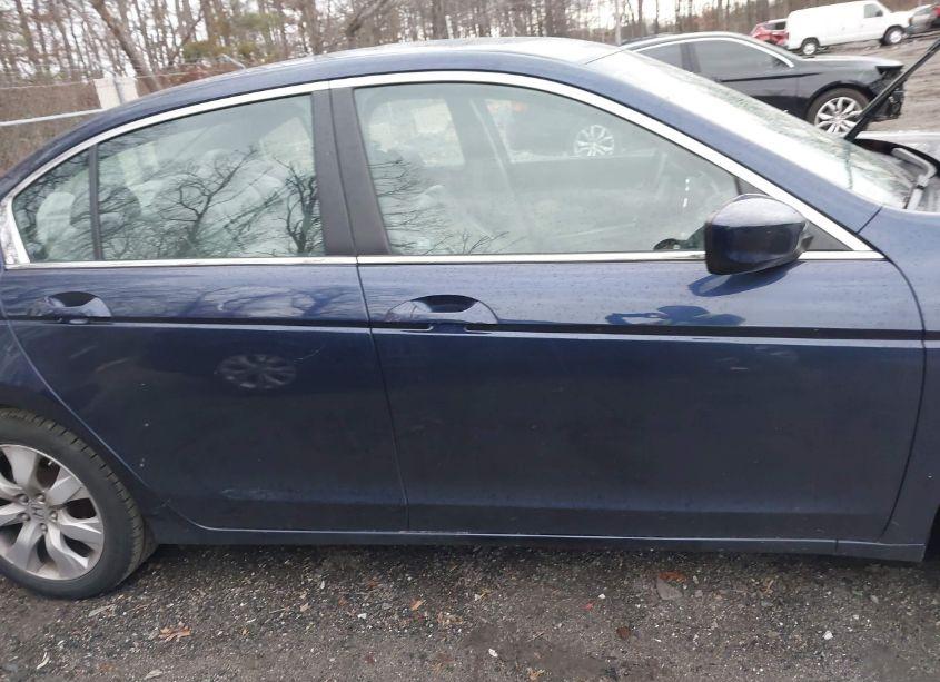 Photo 13 of 2010 Honda Accord 2.4 EX-L (VIN 1HGCP2F82AA172819)