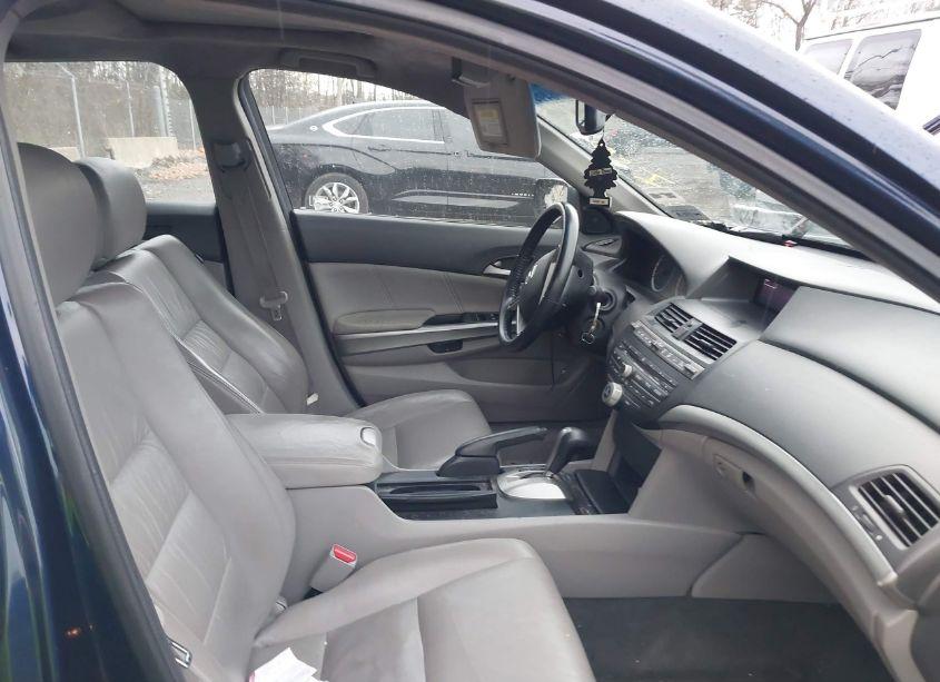 Photo 5 of 2010 Honda Accord 2.4 EX-L (VIN 1HGCP2F82AA172819)