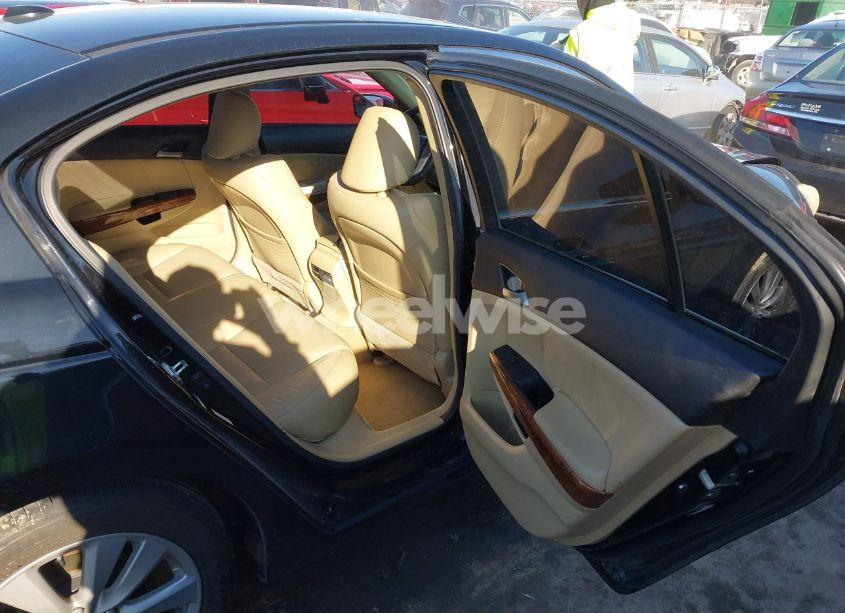 Photo 8 of 2011 Honda Accord 2.4 EX-L (VIN 1HGCP2F82BA005488)