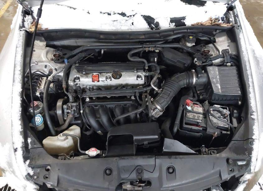Photo 10 of 2011 Honda Accord 2.4 EX-L (VIN 1HGCP2F82BA027054)