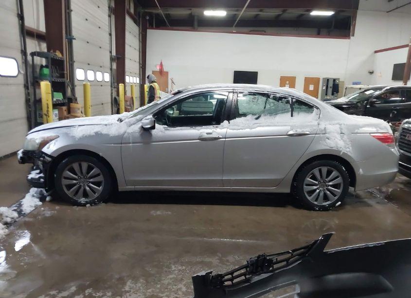 Photo 14 of 2011 Honda Accord 2.4 EX-L (VIN 1HGCP2F82BA027054)