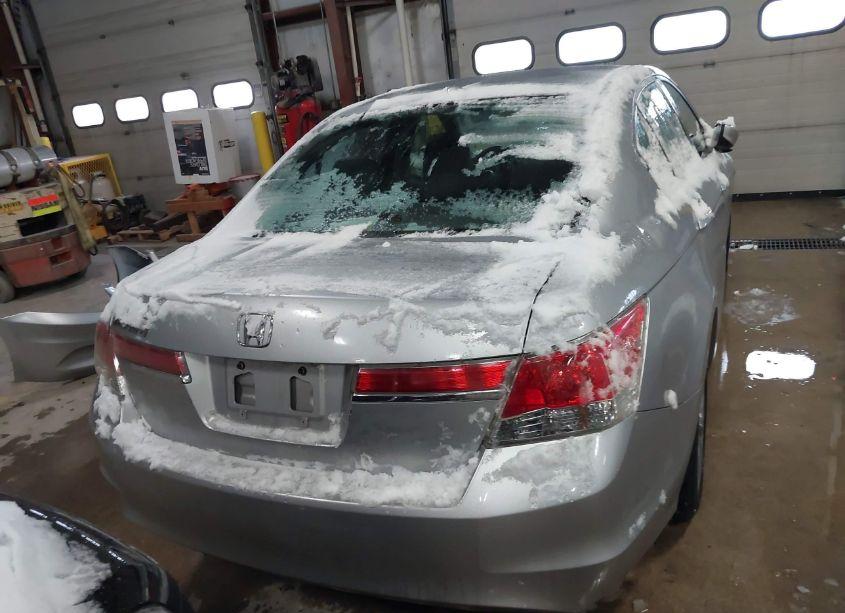 Photo 16 of 2011 Honda Accord 2.4 EX-L (VIN 1HGCP2F82BA027054)