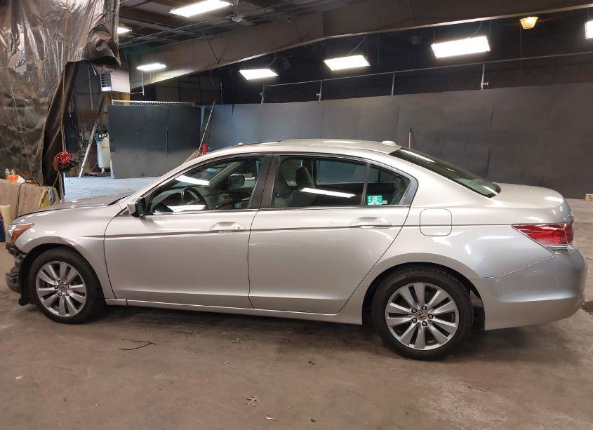 Photo 15 of 2011 Honda Accord 2.4 EX-L (VIN 1HGCP2F82BA033355)