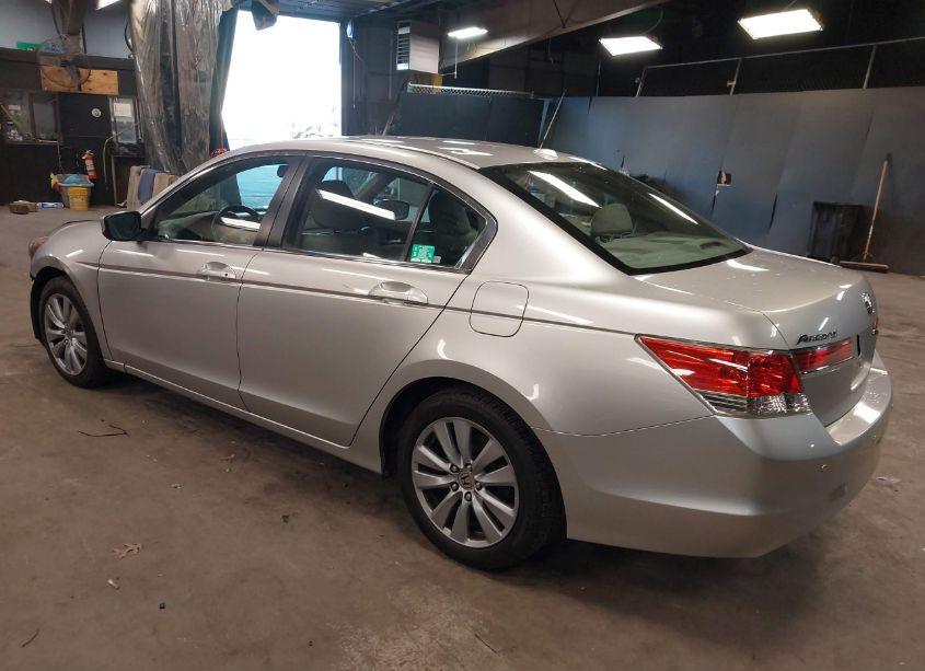 Photo 3 of 2011 Honda Accord 2.4 EX-L (VIN 1HGCP2F82BA033355)