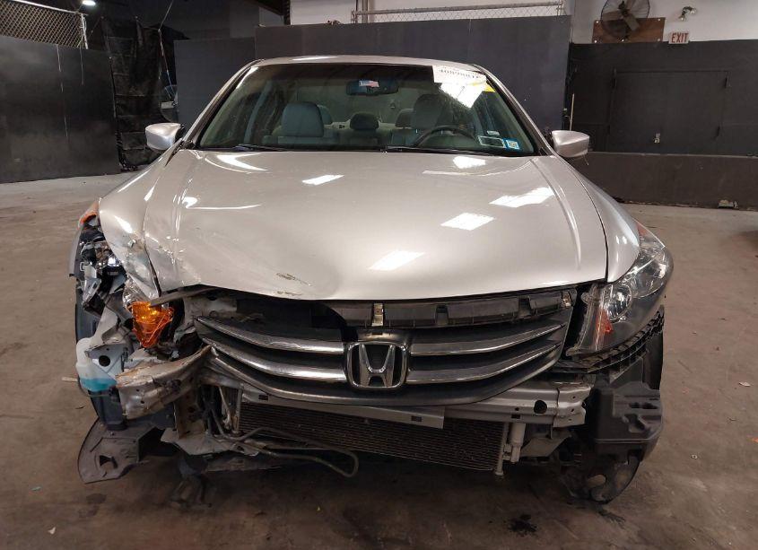 Photo 6 of 2011 Honda Accord 2.4 EX-L (VIN 1HGCP2F82BA033355)