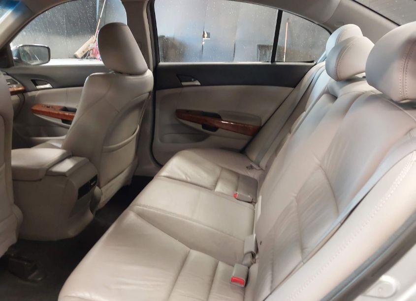 Photo 8 of 2011 Honda Accord 2.4 EX-L (VIN 1HGCP2F82BA033355)