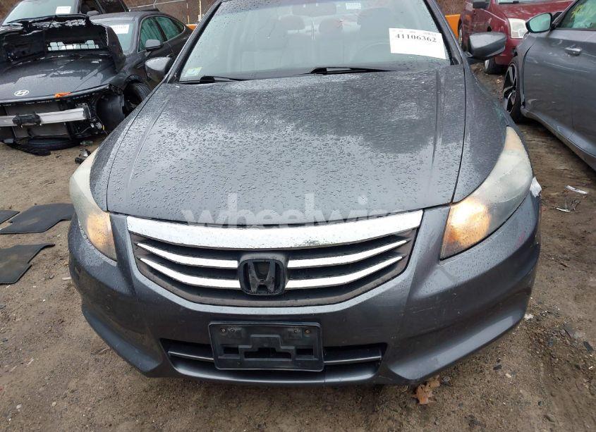 Photo 12 of 2011 Honda Accord 2.4 EX-L (VIN 1HGCP2F82BA034375)