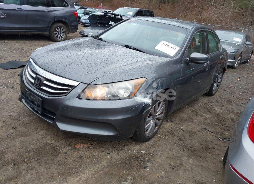 Photo 2 of 2011 Honda Accord 2.4 EX-L (VIN 1HGCP2F82BA034375)
