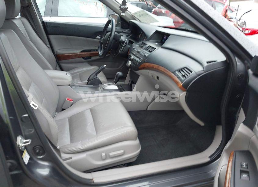 Photo 5 of 2011 Honda Accord 2.4 EX-L (VIN 1HGCP2F82BA034375)