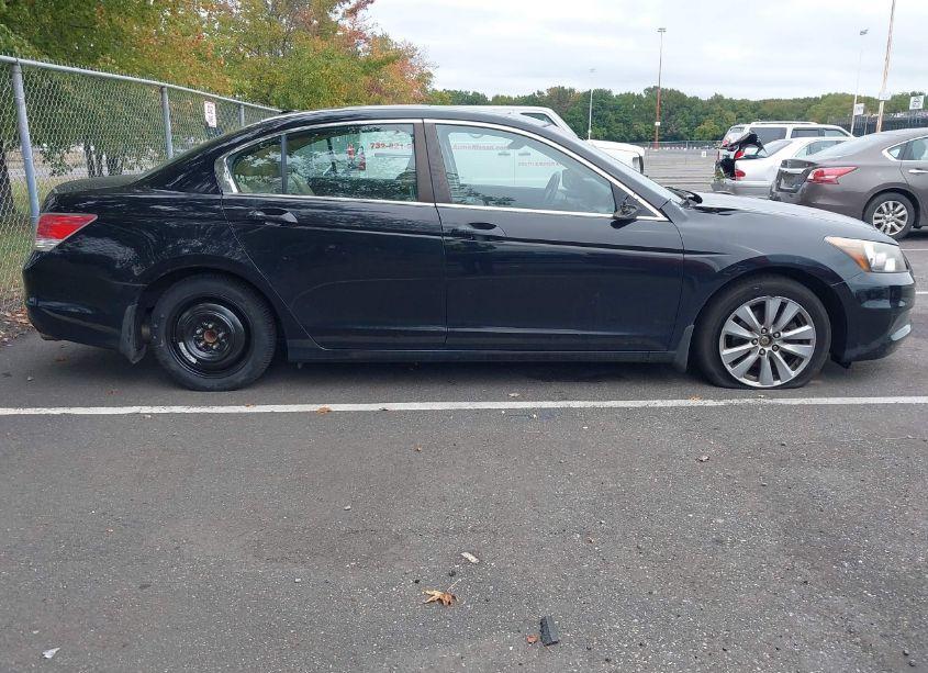 Photo 13 of 2011 Honda Accord 2.4 EX-L (VIN 1HGCP2F82BA059678)