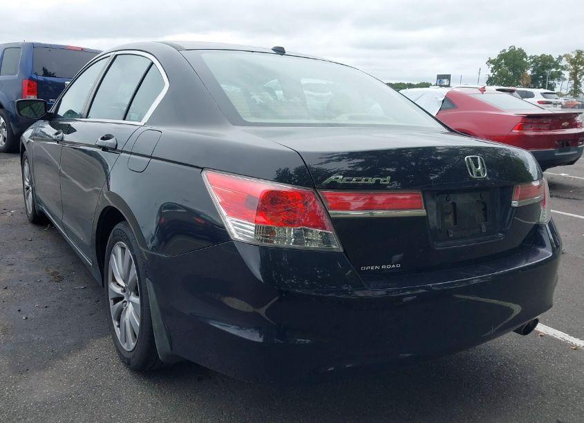 Photo 3 of 2011 Honda Accord 2.4 EX-L (VIN 1HGCP2F82BA059678)