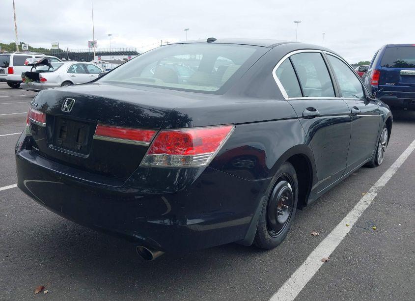Photo 4 of 2011 Honda Accord 2.4 EX-L (VIN 1HGCP2F82BA059678)