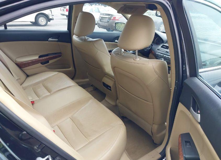 Photo 8 of 2011 Honda Accord 2.4 EX-L (VIN 1HGCP2F82BA059678)